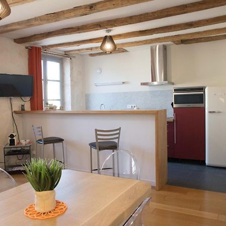 Appartement A-Mi-Chemin - Centre-Ville De Tournus Ngoại thất bức ảnh
